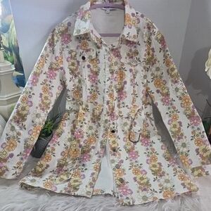 Amazing Lace Retro Floral Belted Trench Coat - Cream & Mulicolor Flowers. LARGE
